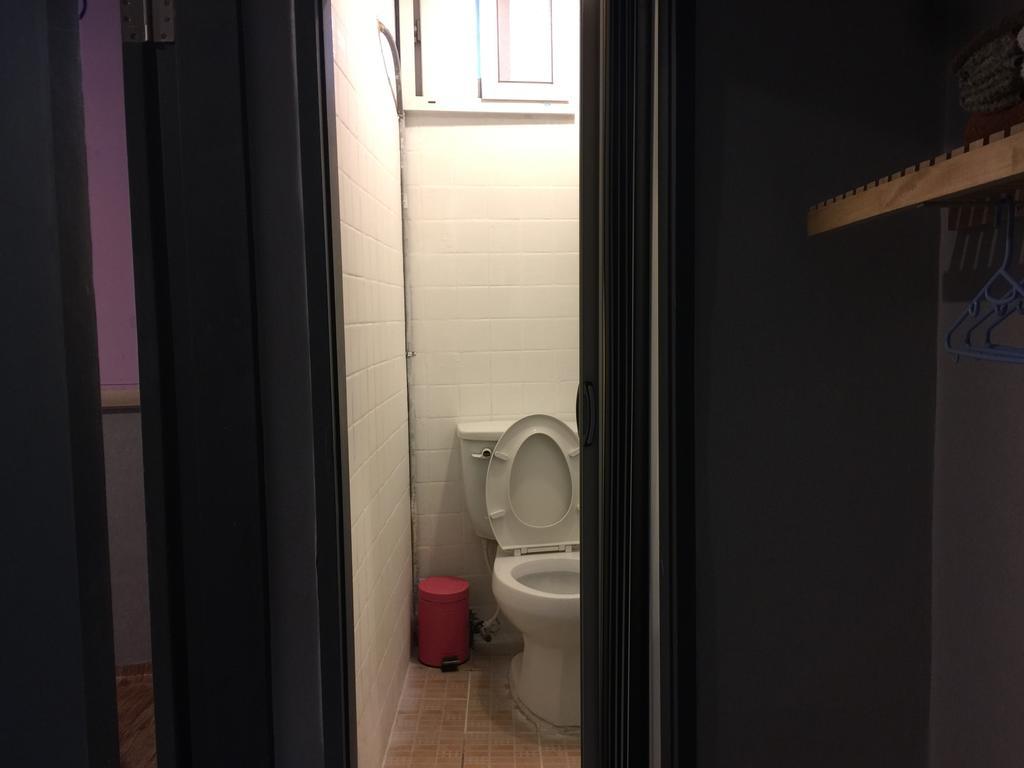 Backpackers In Jeju City Center Екстер'єр фото